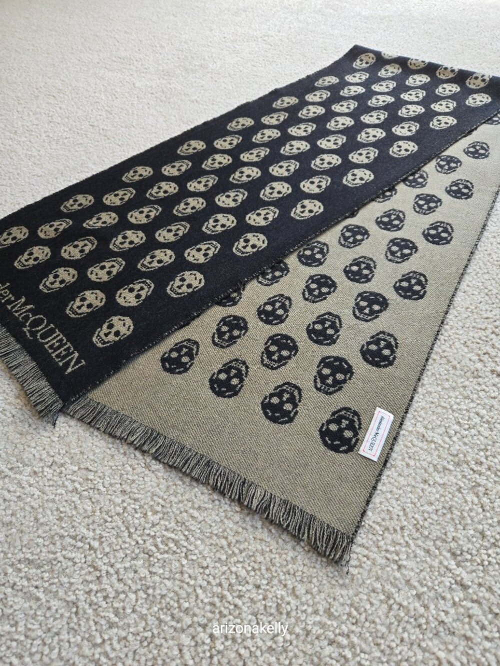 McQueen Wool Skull Scarf Jacquard Black & Tan - Picture 11 of 15
